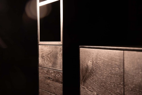 Sideboard_in_schwarz_1.jpg Wohnen & Essen